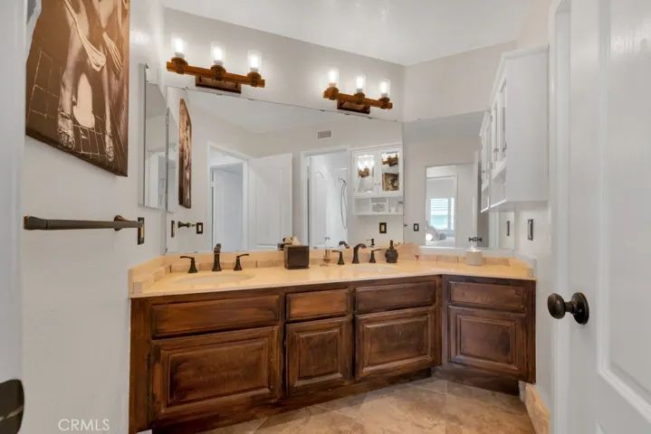 27502 Wellington Court, Valencia, California 91354