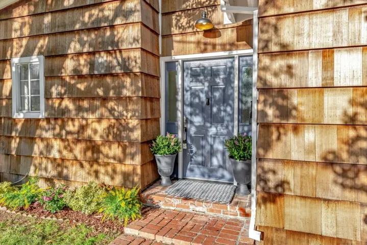 105 Brook Street, San Carlos, California 94070