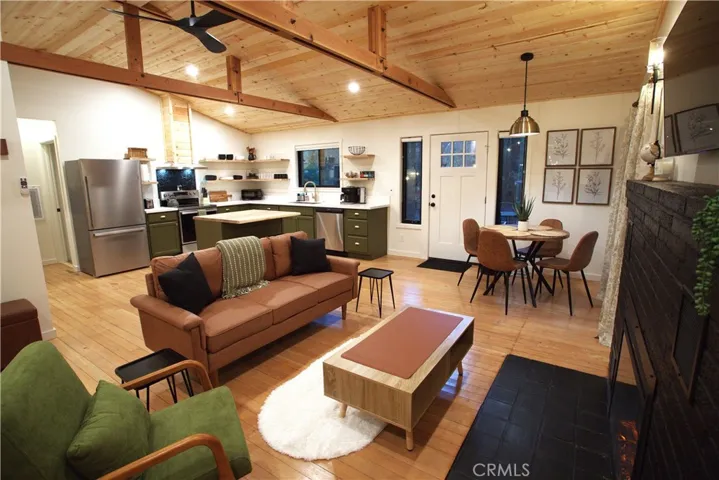16035 Madrone Boulevard, Cobb, California 95426