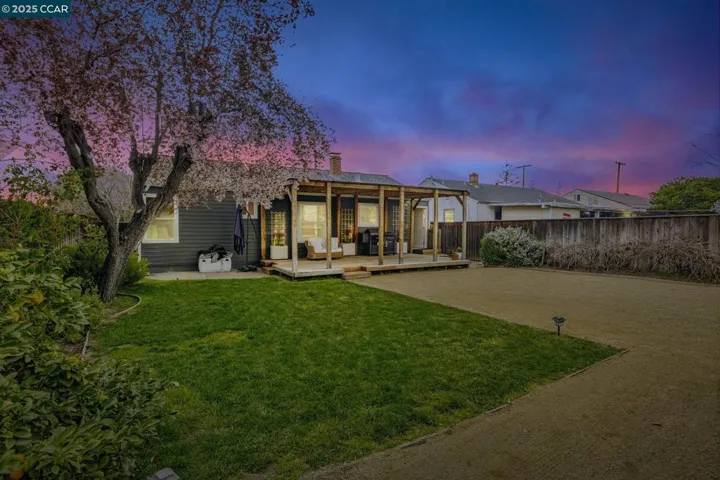 1945 Locust St, Livermore, California 94551