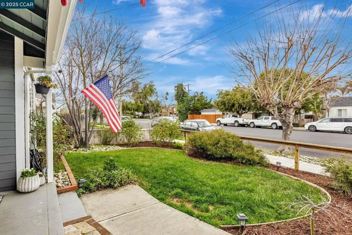 1945 Locust St, Livermore, California 94551
