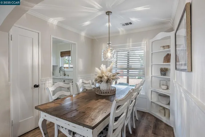 1945 Locust St, Livermore, California 94551