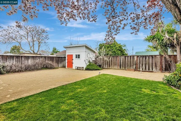 1945 Locust St, Livermore, California 94551
