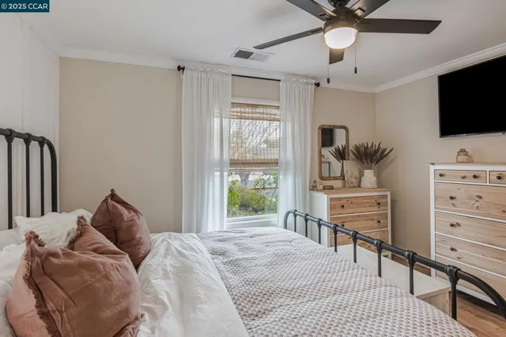 1945 Locust St, Livermore, California 94551