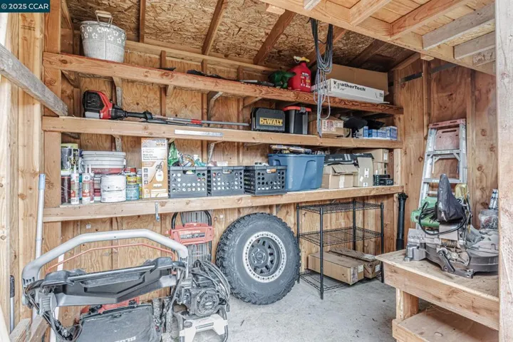 shed