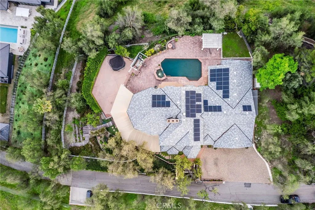 24965 Kit Carson Road, Hidden Hills, California 91302 home-pic-23