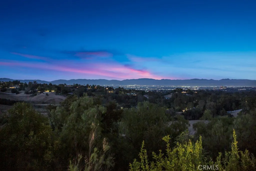 24965 Kit Carson Road, Hidden Hills, California 91302 home-pic-42