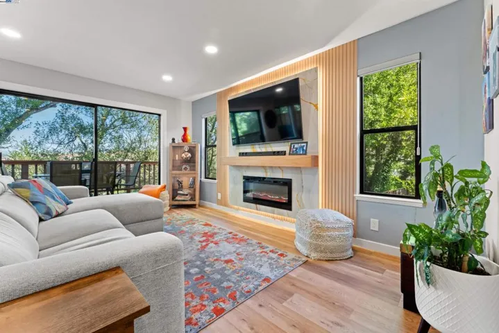 19007 Mount Hood Way, Castro Valley, California 94552