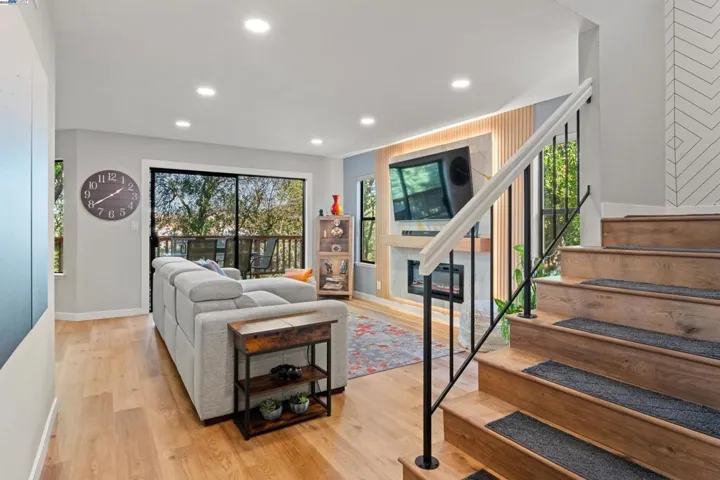 19007 Mount Hood Way, Castro Valley, California 94552