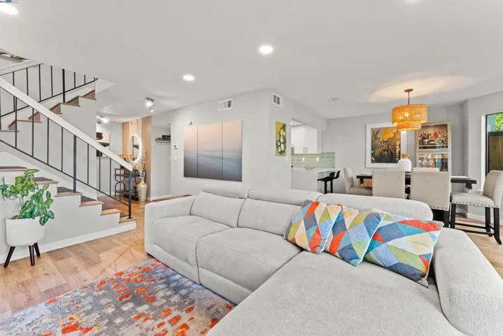 19007 Mount Hood Way, Castro Valley, California 94552