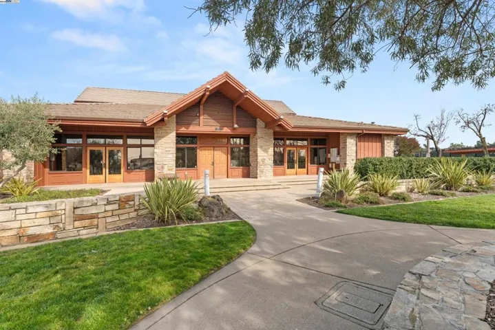 19007 Mount Hood Way, Castro Valley, California 94552