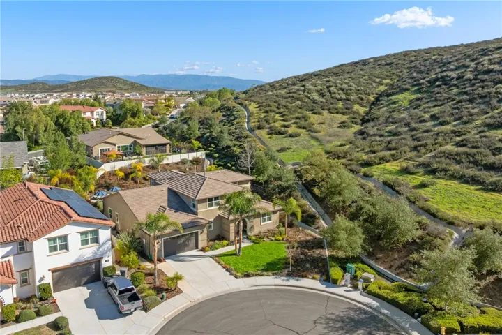 32805 Tulip Ranch Circle, Winchester, California 92596