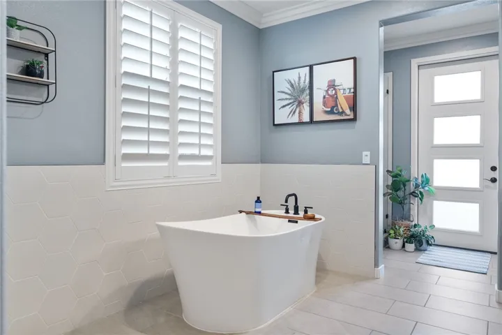 32805 Tulip Ranch Circle, Winchester, California 92596