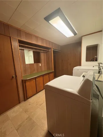 Lower Floor Laundry Room