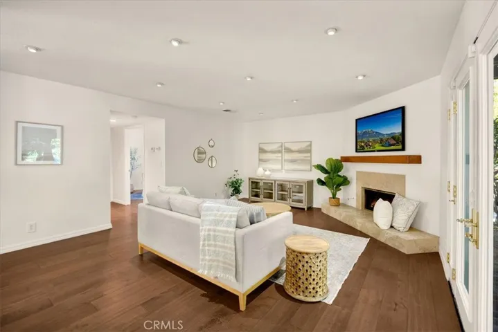 1332 Ruth Way, Upland, California 91784