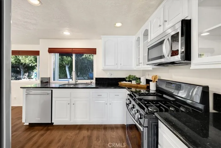 1332 Ruth Way, Upland, California 91784