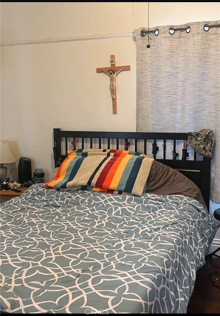 1346 E 18th Street, Los Angeles, California 90021 home-pic-8