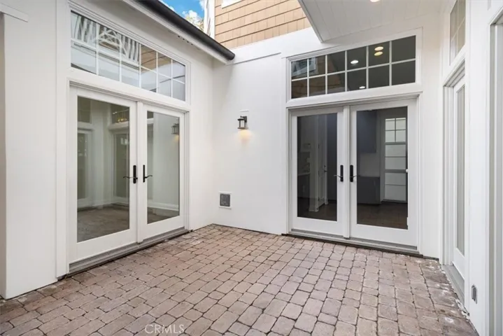 4621 Winthrop Drive, Huntington Beach, California 92649