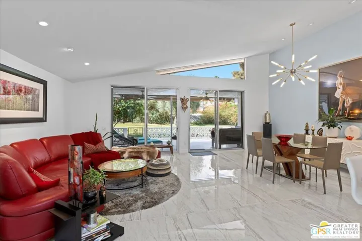 2157 Casitas Way, Palm Springs, California 92264