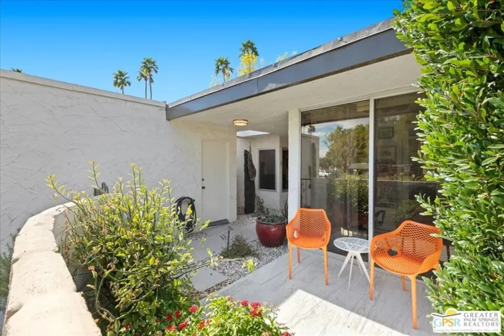 2157 Casitas Way, Palm Springs, California 92264