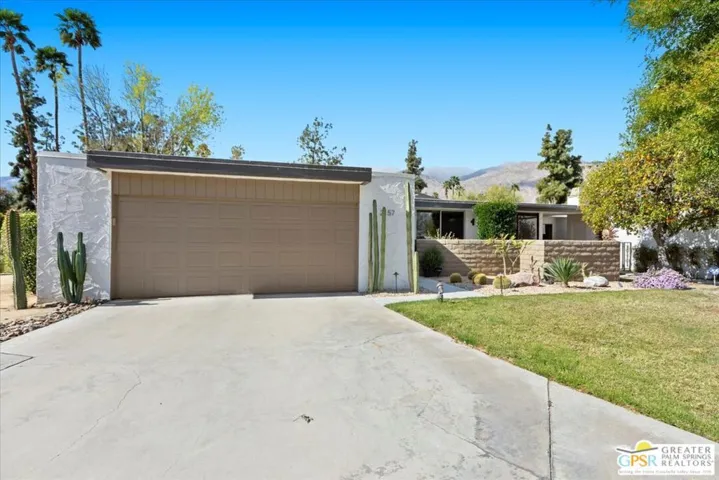 2157 Casitas Way, Palm Springs, California 92264