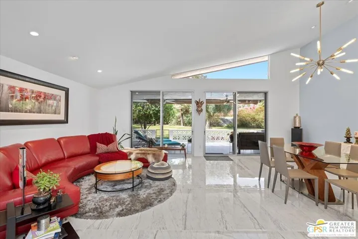 2157 Casitas Way, Palm Springs, California 92264