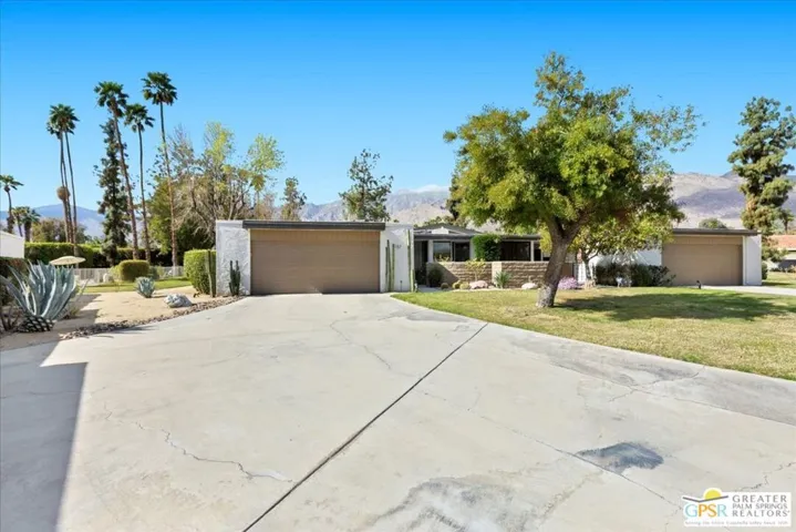 2157 Casitas Way, Palm Springs, California 92264