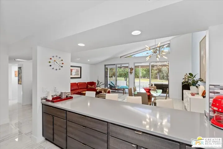 2157 Casitas Way, Palm Springs, California 92264