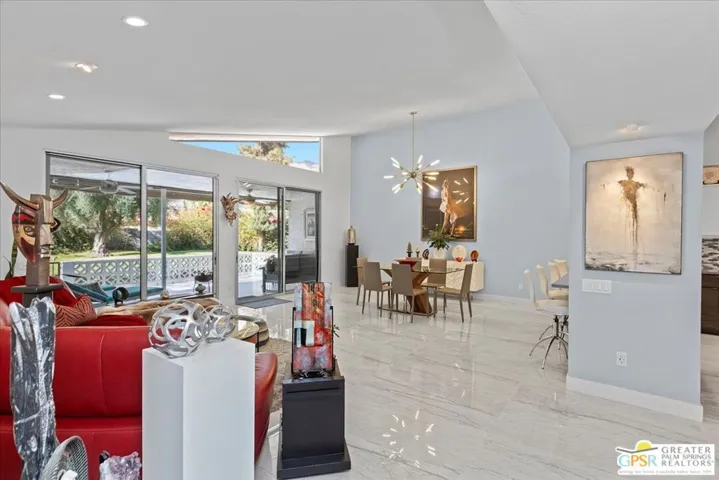 2157 Casitas Way, Palm Springs, California 92264