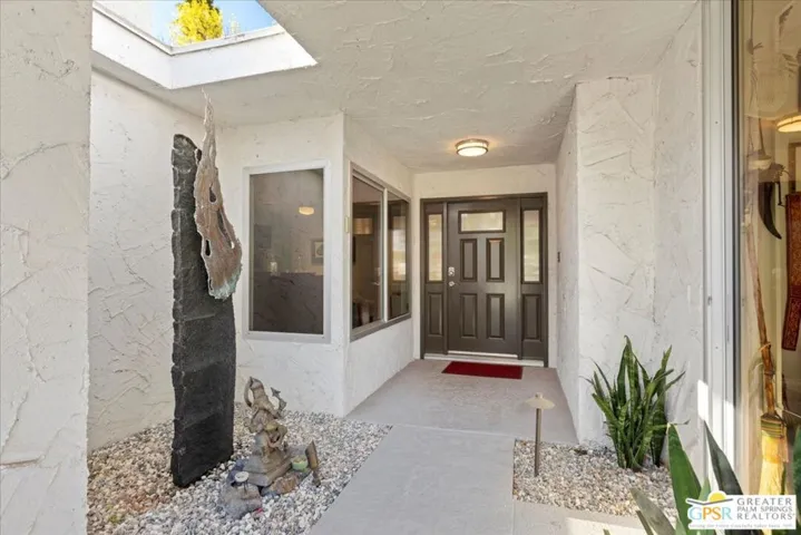 2157 Casitas Way, Palm Springs, California 92264