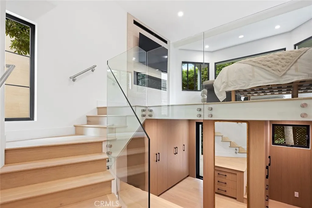 32 Emerald Bay, Laguna Beach, California 92651 home-pic-30