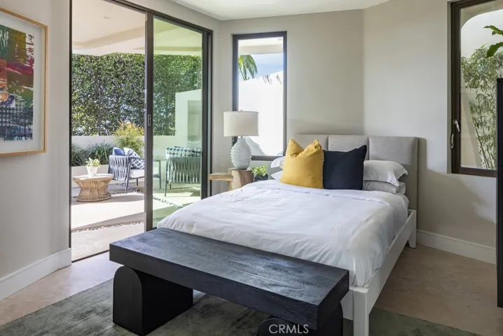 3000 Breakers Drive, Corona Del Mar, California 92625