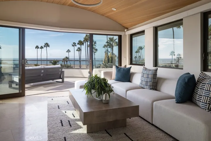 3000 Breakers Drive, Corona Del Mar, California 92625
