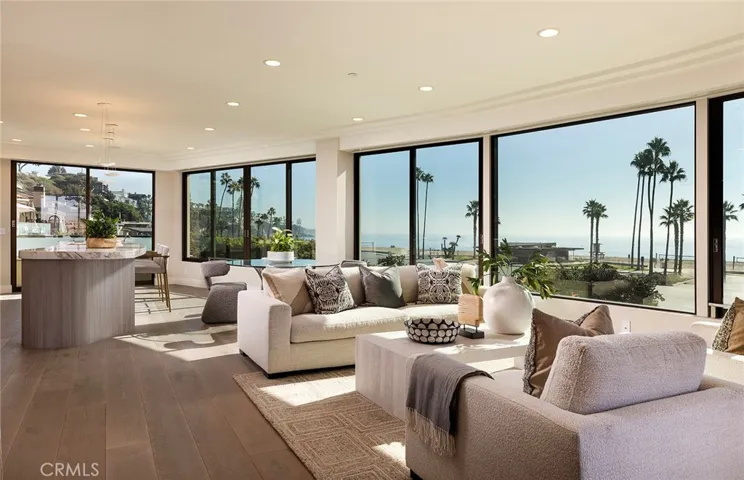 3000 Breakers Drive, Corona Del Mar, California 92625