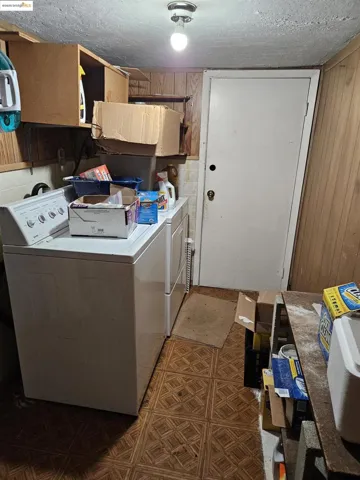 7807 Outlook Ave, Oakland, California 94605