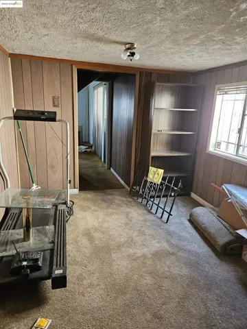 7807 Outlook Ave, Oakland, California 94605