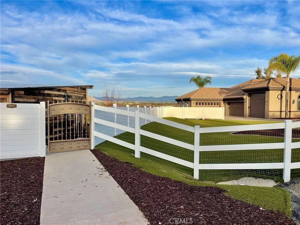 39526 Calle Cabernet, Temecula, California 92591 home-pic-53