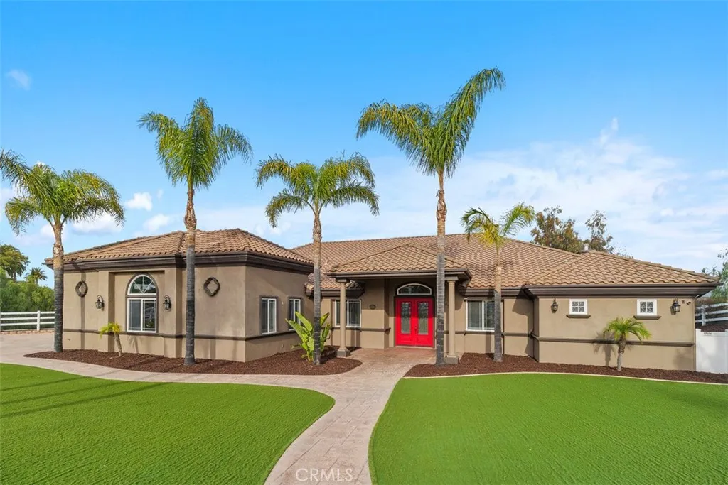 39526 Calle Cabernet, Temecula, California 92591 home-pic-0