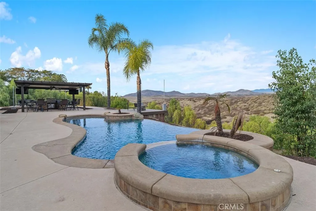39526 Calle Cabernet, Temecula, California 92591 home-pic-40