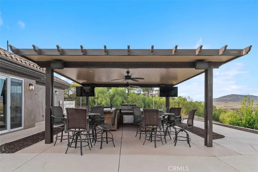 39526 Calle Cabernet, Temecula, California 92591 home-pic-66