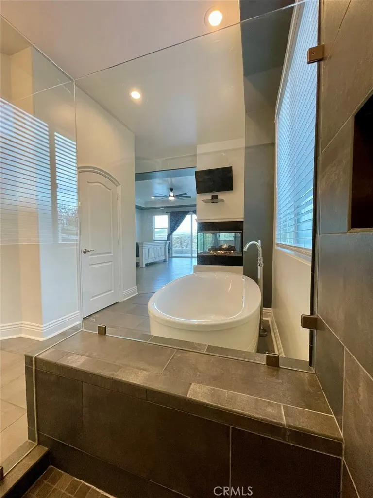 39526 Calle Cabernet, Temecula, California 92591 home-pic-23
