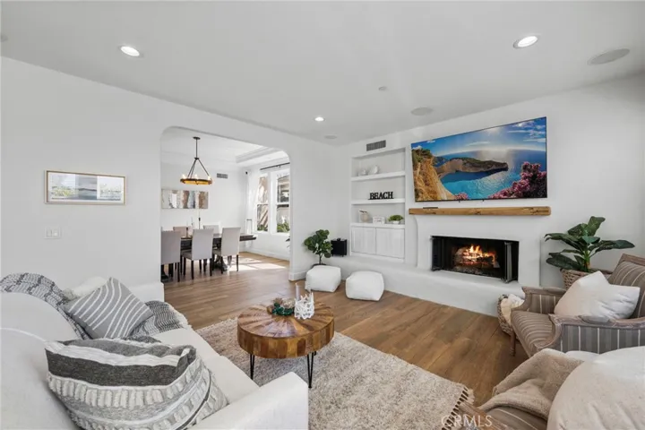 106 Via Sabinas, San Clemente, California 92673