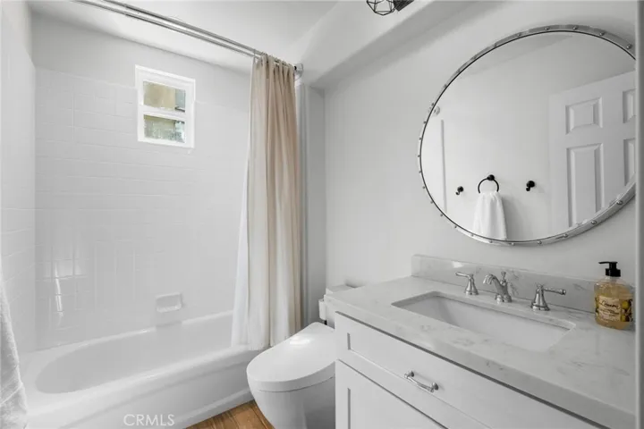 Downstairs updated full bathroom
