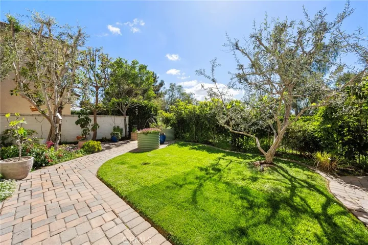 Private yard overlooks the valley