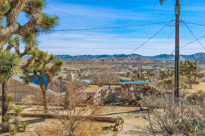 6364 Palo Alto Avenue, Yucca Valley, California 92284