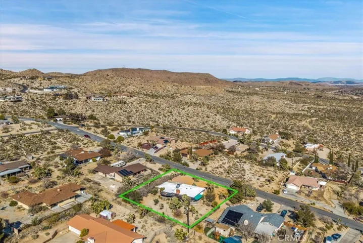 6364 Palo Alto Avenue, Yucca Valley, California 92284