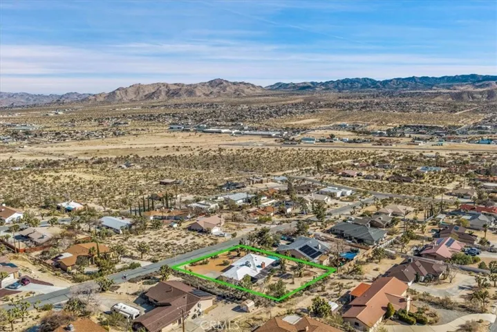 6364 Palo Alto Avenue, Yucca Valley, California 92284