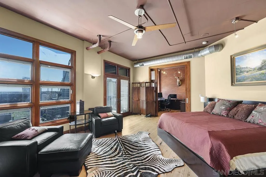 877 Island Avenue 1102, San Diego, California 92101 home-pic-37