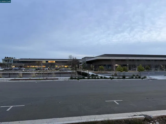 1244 Waldorf Ln, Rohnert Park, California 94928