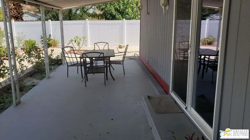302 Avenida Andorra, Cathedral City, California 92234